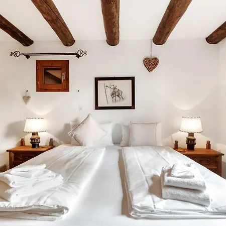 Chesa Collina With Sauna Chalet