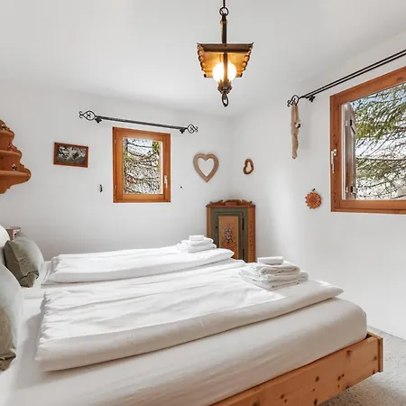 Chalet Chesa Collina With Sauna *