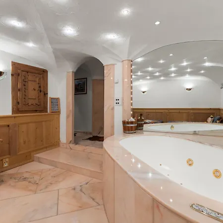 Chesa Collina With Sauna Chalet La Punt-Chamues-ch