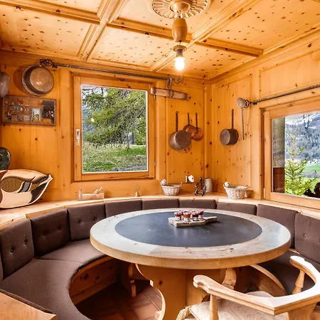 Chalet Chesa Collina With Sauna