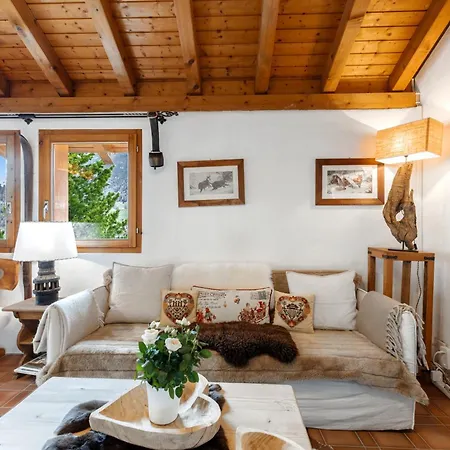 Chesa Collina With Sauna * La Punt-Chamues-ch